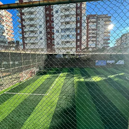 Street Oba דירה *