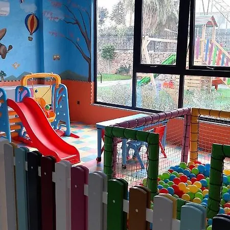 Street Oba דירה אלאניה