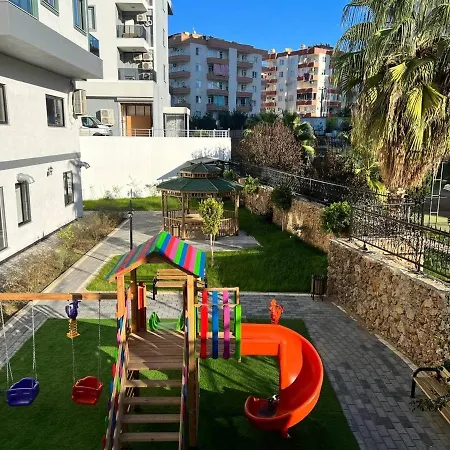 Street Oba דירה *